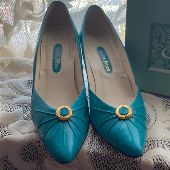 Vintage Sultan plaza turquoise Heels - Picture 3 of 8